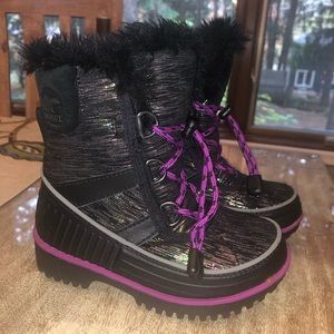 Sorel size 10 little girl winter boots